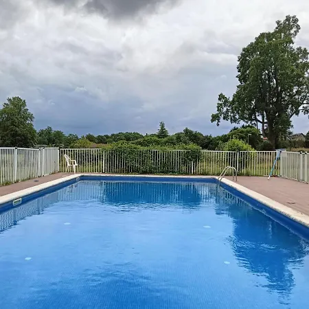 Appartement Chatescos - Estudio En Chateau