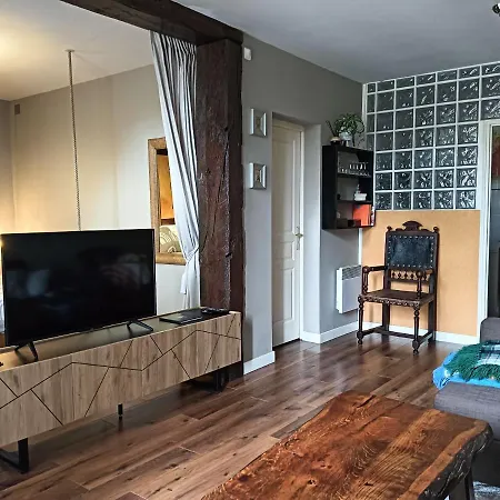 Appartement Chatescos - Estudio En Chateau