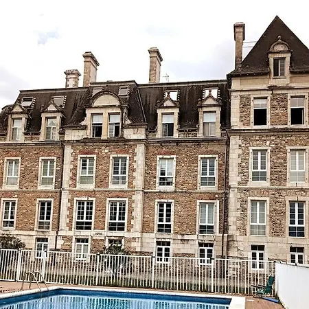 Chatescos - Estudio En Chateau * Escos