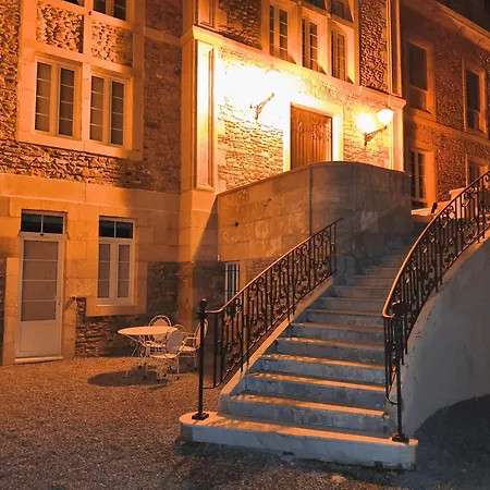 Chatescos - Estudio En Chateau * Escos