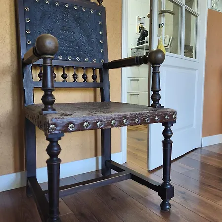 Chatescos - Estudio En Chateau